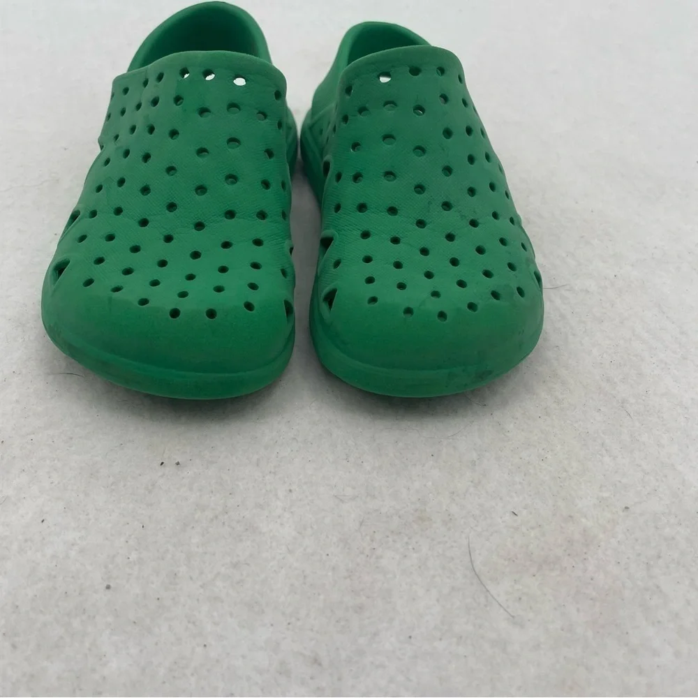 TOTES Kids Solbounce Splash & Play Clog Kelly Green water shoes size: 7-8